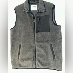 Sonoma Men’s fleece vest size L